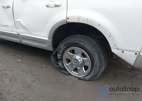 2002 Ford Explorer Limited from USA, damaged, VIN 1FMDU75EX2ZC40976